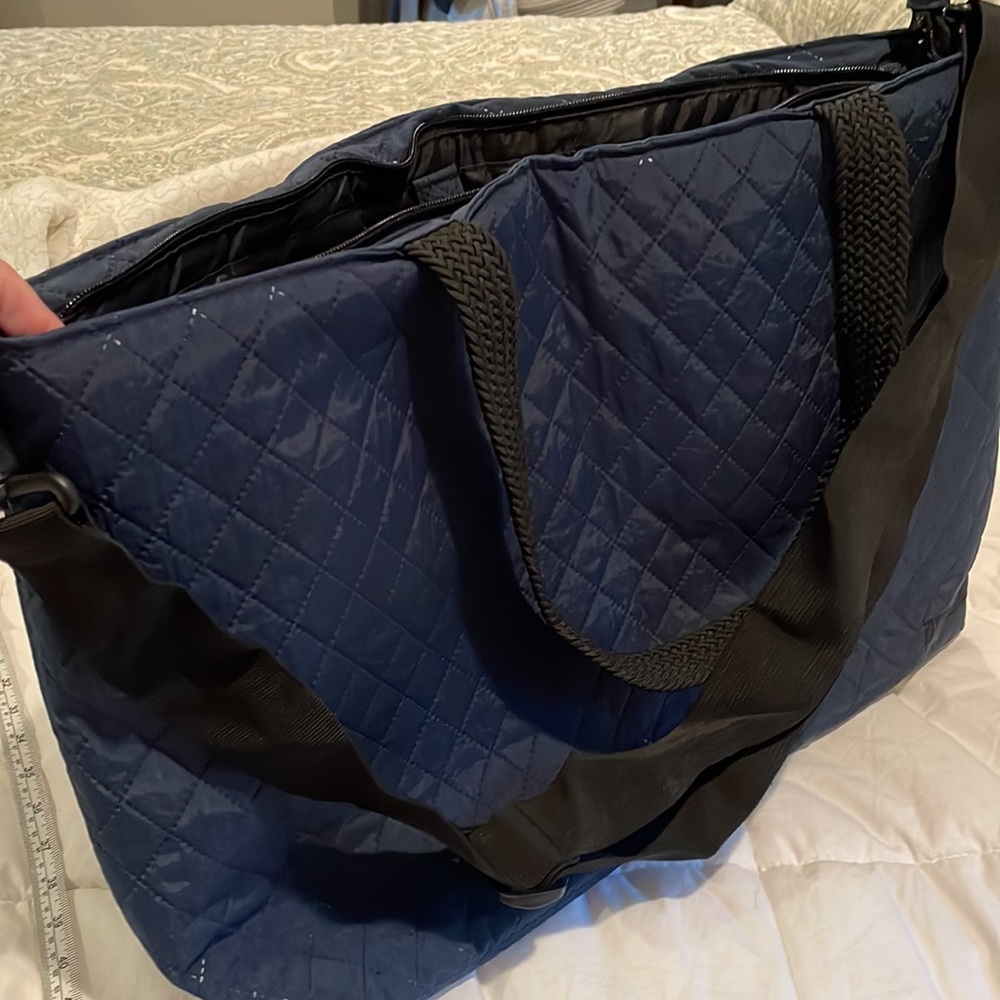 Duluth navy shoulder laptop bag